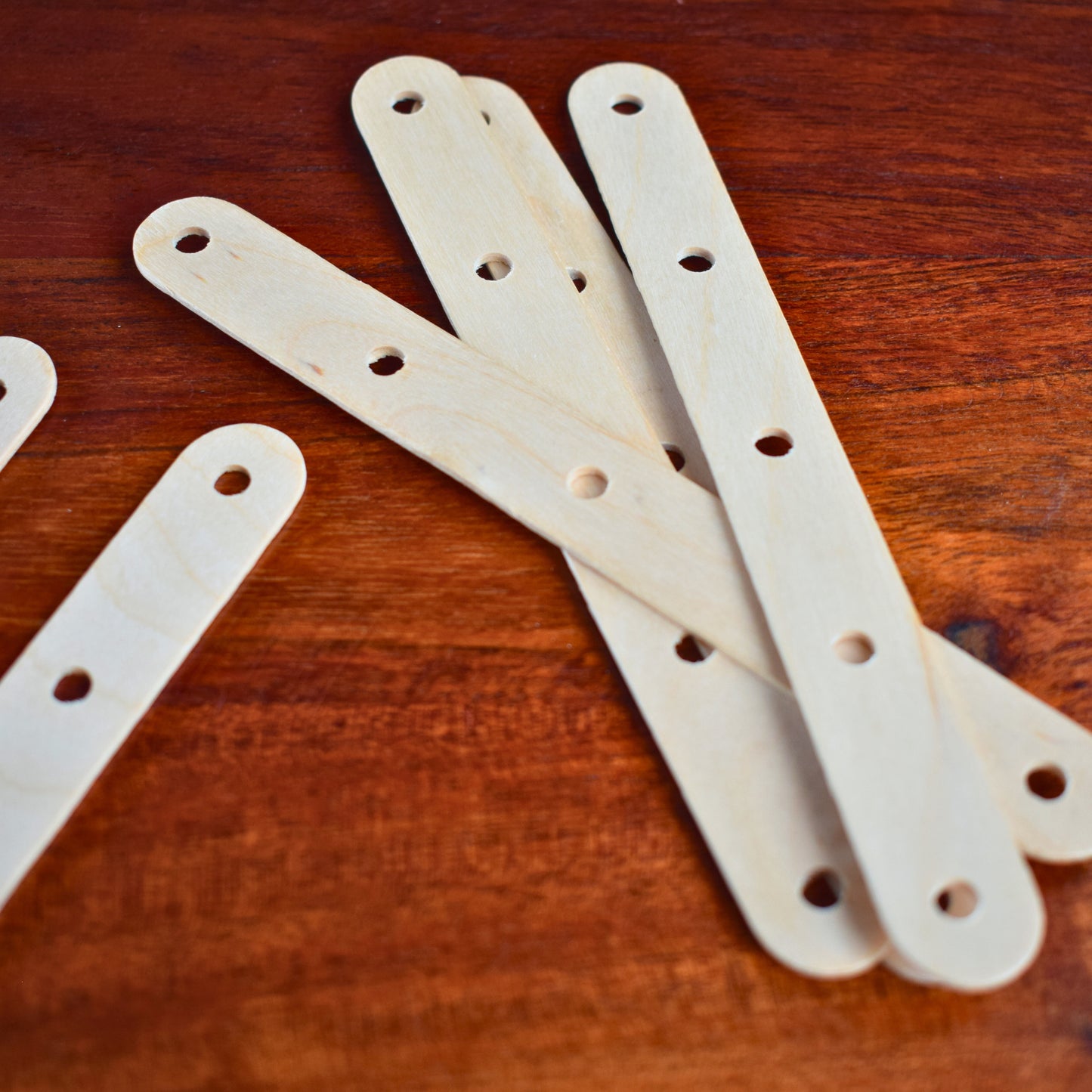 Guia de madera MAXI para mechas algodón Pack 10u.