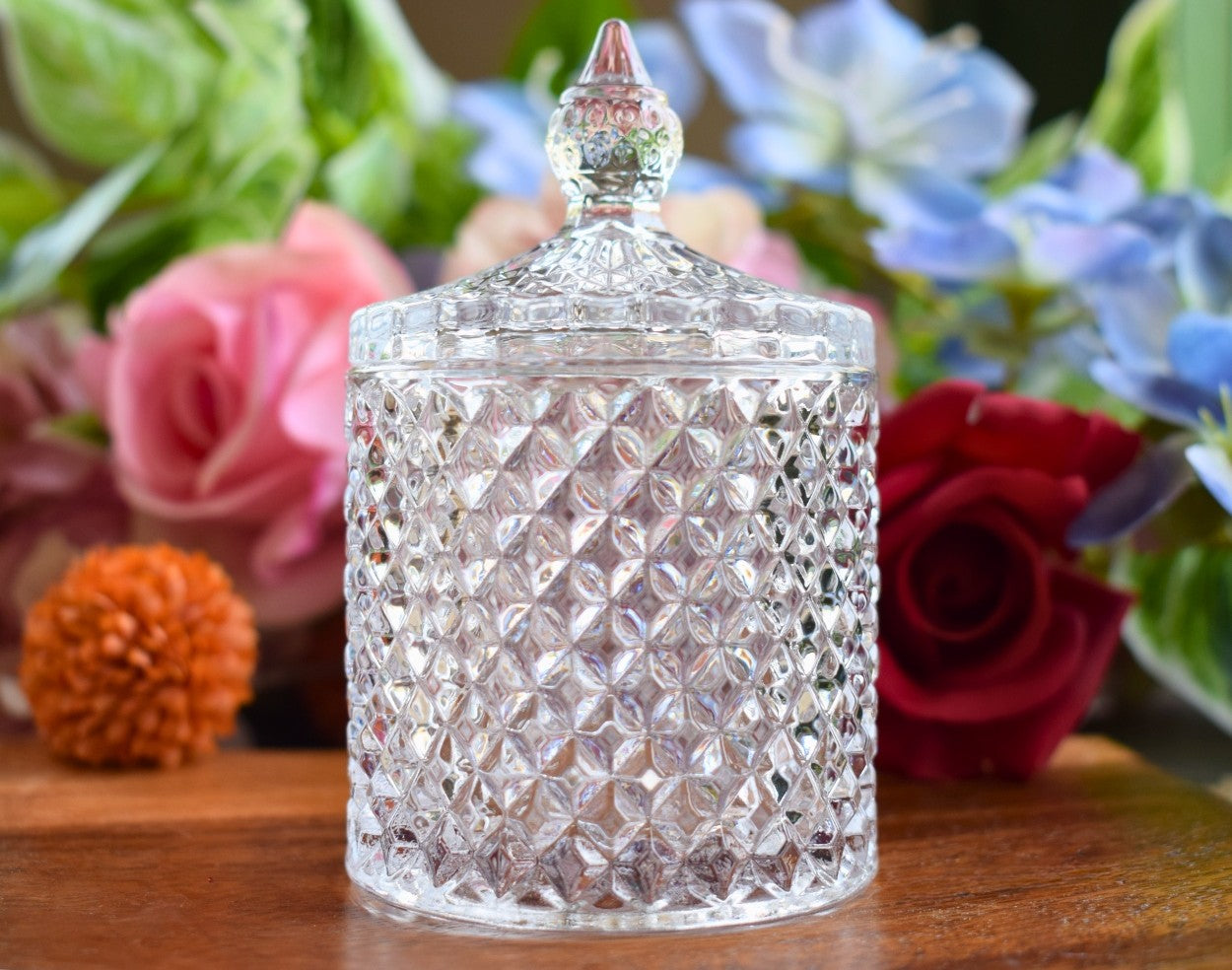 Tarro de vidrio tallado con tapa de cristal 150ml